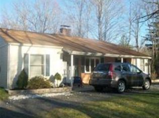 46 Quannacut Rd, Shawangunk, NY 12566