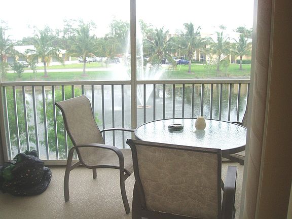 Tranquil Lania w/fountain View