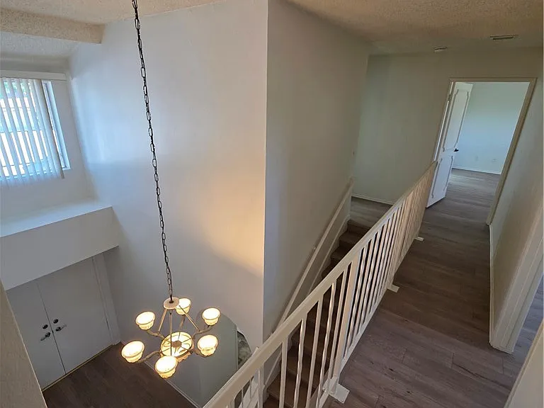 1528 Coolcrest Ave — Photo 9