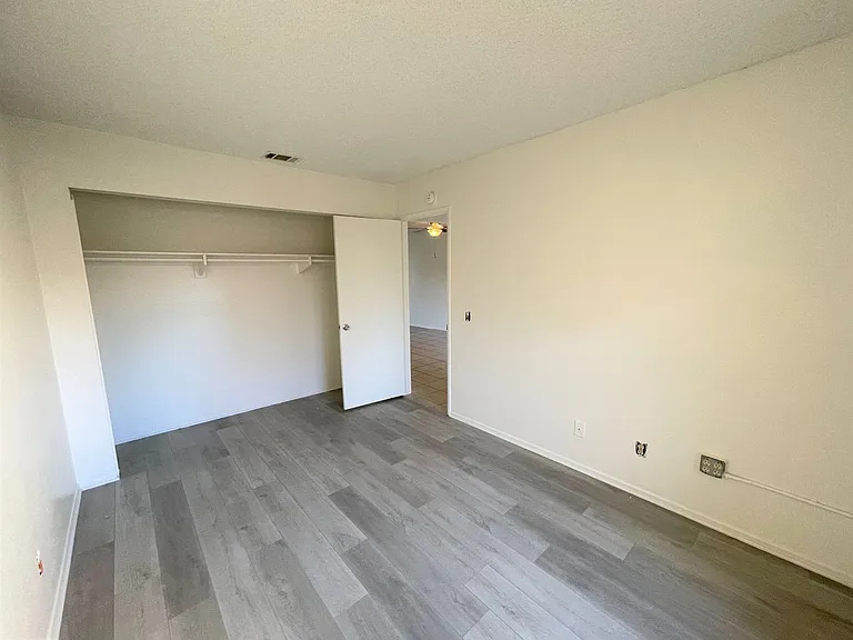 10428 Boulder Ct — Photo 14