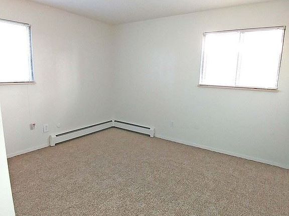 4th image of 706 27th Ave APT 105
