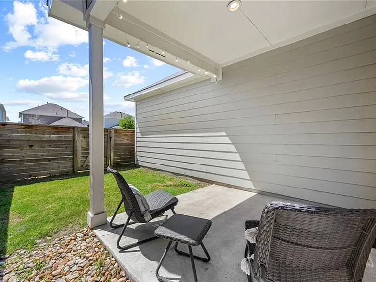 5308 Golden Canary Ln — Photo 25