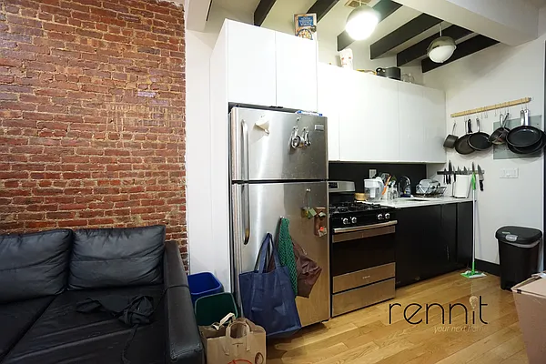 Rented by Rennit Inc. | media 42