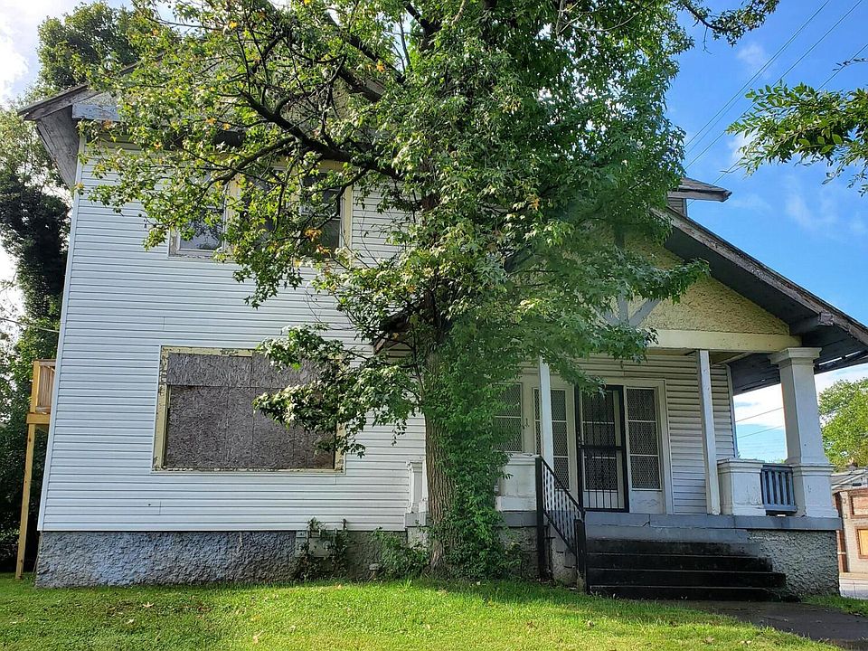 2nd image of 4120 W Broadway