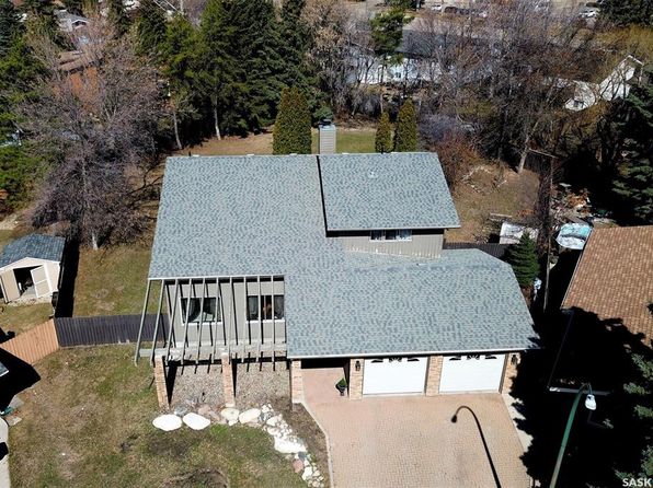 147 Keeley CRESCENT, Saskatoon, SK S7J 4B3
