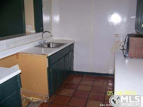 3rd image of 1303 W Elsmere Pl