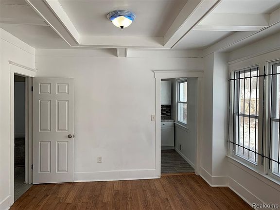 3rd image of 1494 Clairmount St NW
