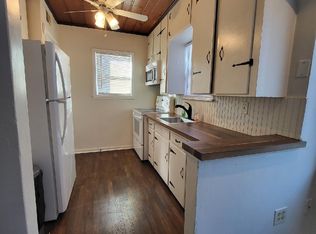 1216 E Hemphill Rd, Burton, MI 48529