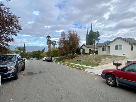 3rd image of 11223 San Juan St