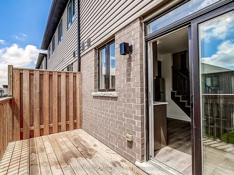 461 Blackburn Dr — Photo 38