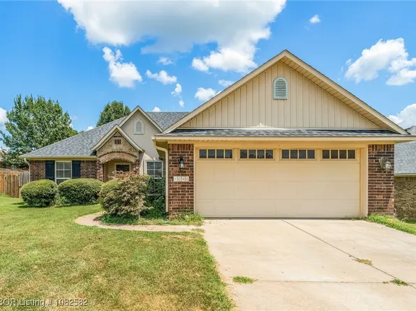 1046 Maple Ridge Dr, Greenwood, AR 72936