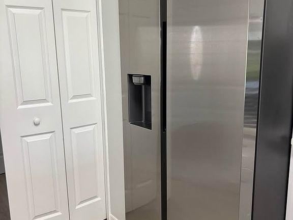 5th image of 2708 Emerald Lake Ct #2708
