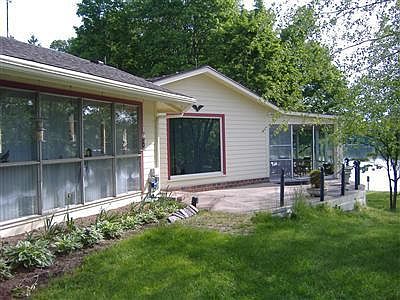 2nd image of 10391 S Chapin Ln
