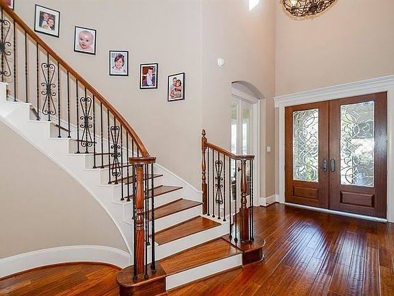 5th image of 23318 Two Harbors Glen St