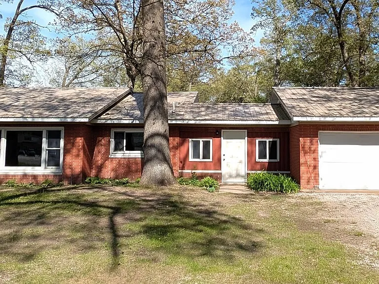 1990 Pappas Rd — Photo 1