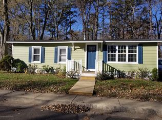 18 Douglas Dr, Jackson, NJ 08527