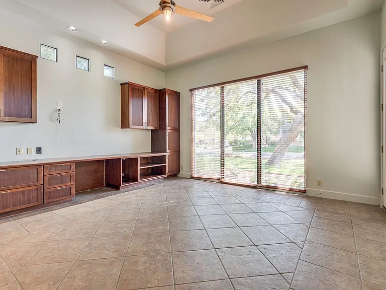 628 Edgebrook Dr — Photo 53