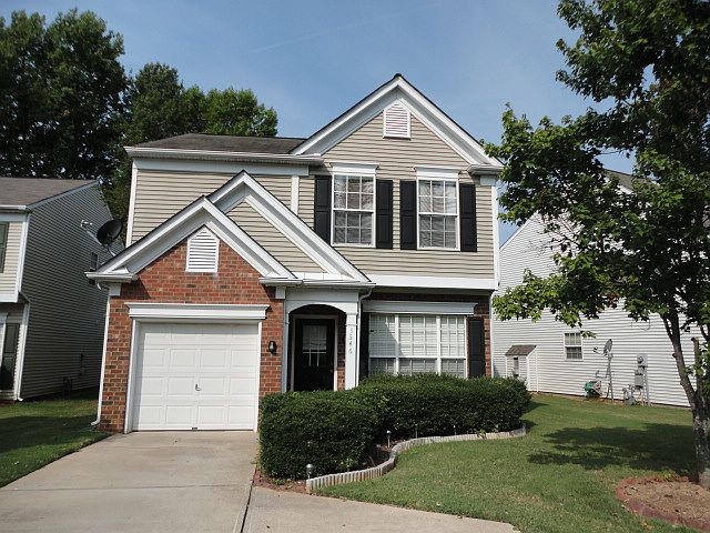 1st image of 3546 Laurenhurst Ln