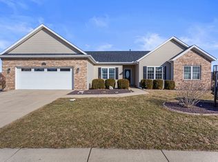 1808 S Orchard Dr, Mahomet, IL 61853