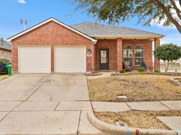 811 Fireberry Dr, Fate, TX 75087