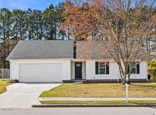 204 Commons Dr S, Jacksonville, NC 28546