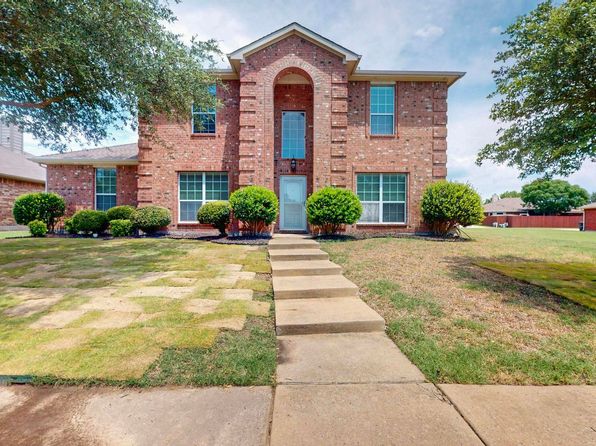 1236 Blue Brook Dr