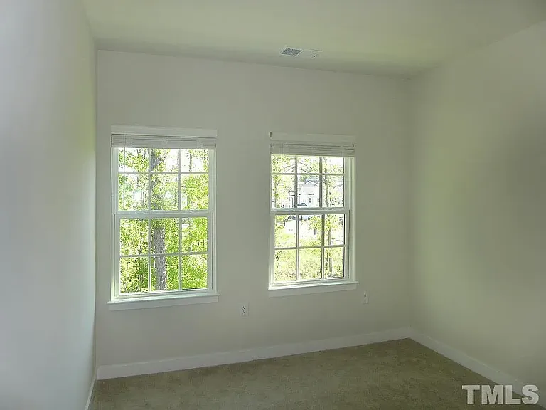 Bedroom3WithCeilingFan