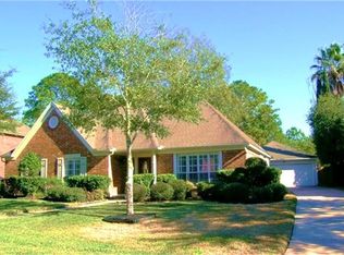 15966 Viney Creek Dr, Houston, TX 77095