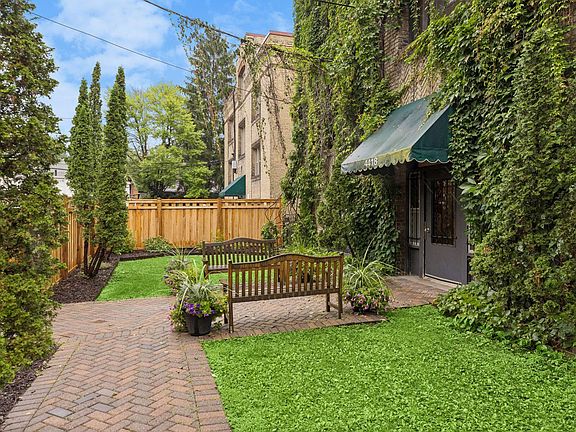 3rd image of 4418 W Lake Harriet Pkwy APT 205