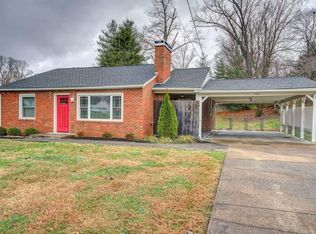 160 Arlington Dr, Johnson City, TN 37601