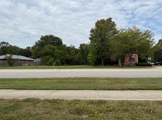 1632 Ogden Ave, Lisle, IL 60532