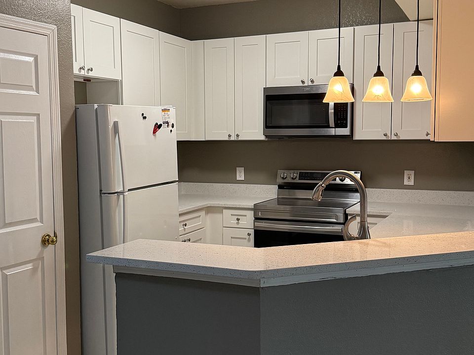 1st image of 2000 Erving Cir