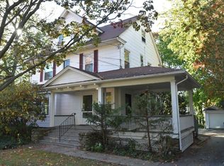 32 Sherman Pl, Ridgewood, NJ 07450