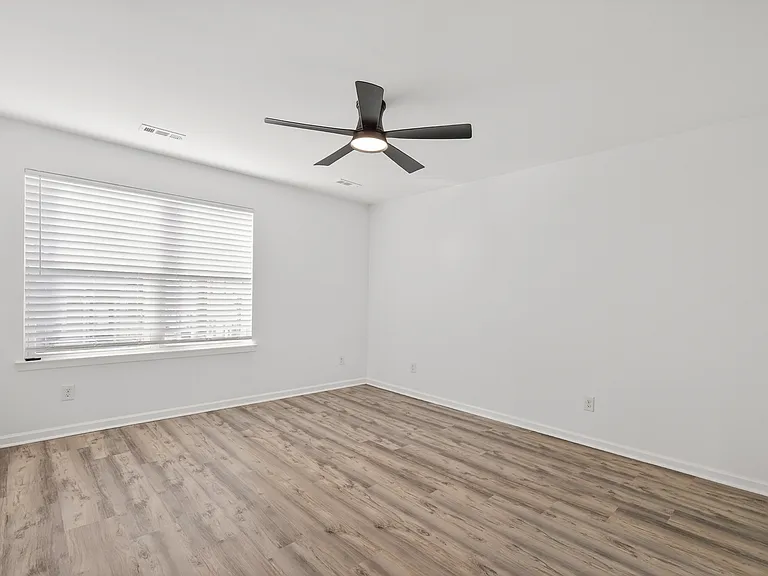147 Ofner Dr — Photo 15