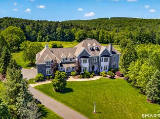 55 Old Stone Crossing, West Hartford, CT 06117