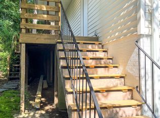 709 Nelson Dr #B, Charlottesville, VA 22902