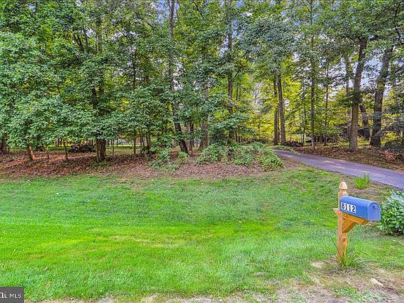 3rd image of 8112 Plum Creek Dr