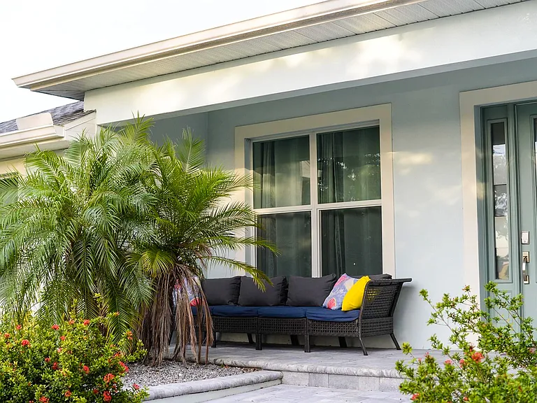 Palmetto Dr NE — Photo 4