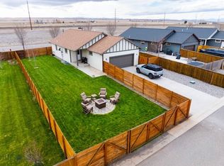 233 Centennial Village Dr, Manhattan, MT 59741