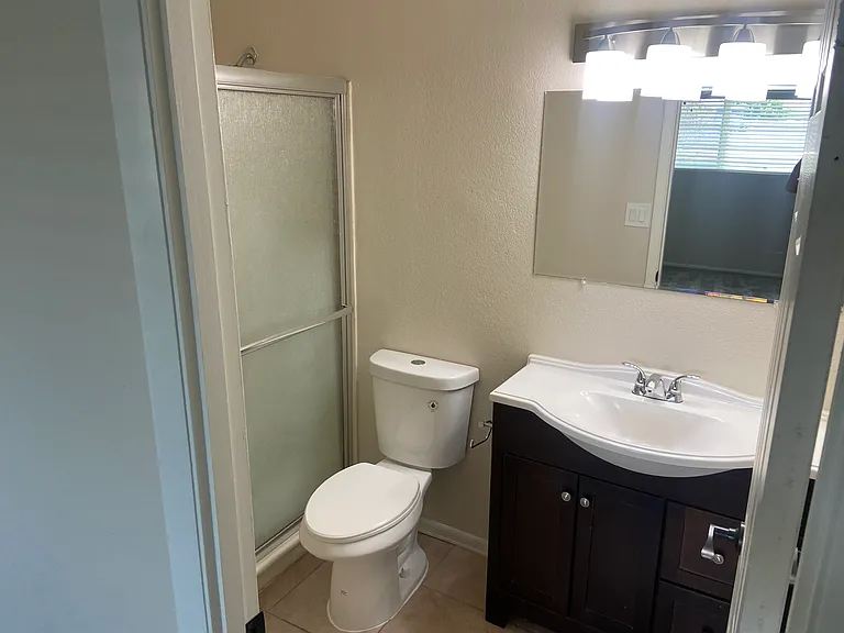 1508 E Coronado Dr — Photo 10