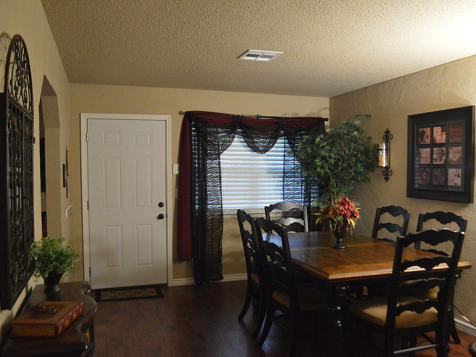 1st image of 1141 Elmhurst Dr