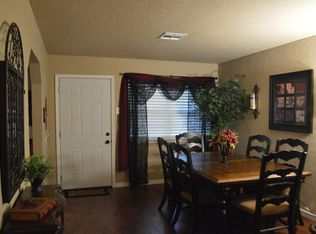 1141 Elmhurst Dr, Moore, OK 73160
