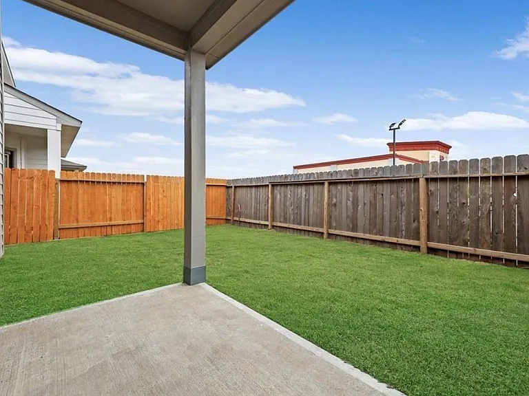 4429 Ibiza Ln — Photo 15