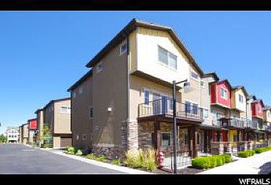 1st image of 137 W Canley Vale Ln