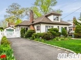 614 Emerson Ave, Baldwin, NY 11510