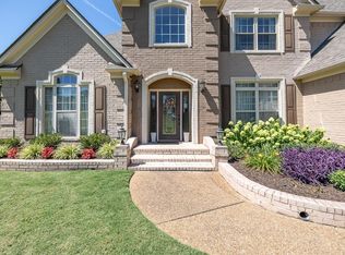 8702 Whites Crossing Dr, Olive Branch, MS 38654