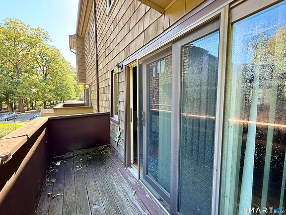 3rd image of 152 Towne House Road #152