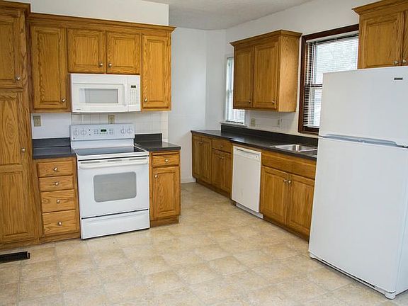 3rd image of 2551 Avenue D