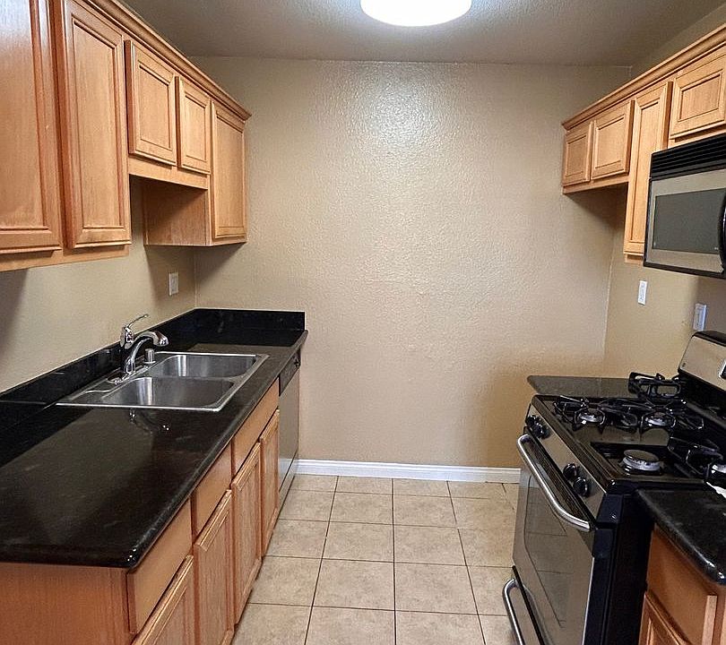 1st image of 188 S Lincoln Ave S