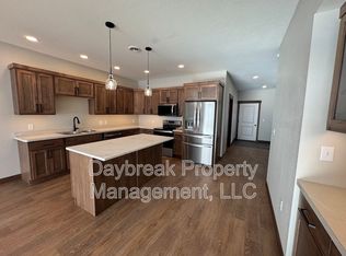 628 Tree Farm Ln, Detroit Lakes, MN 56501